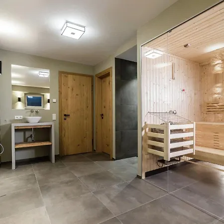 Modern In With Private Sauna * Leogang